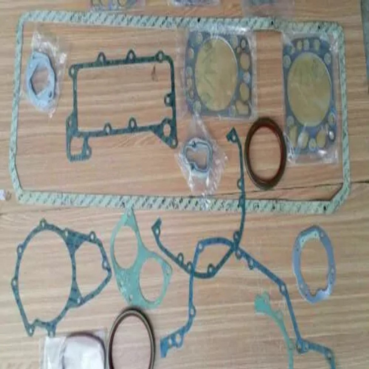 Full Set Gaskets fits MAN D2556 D2566 engines E-891-224