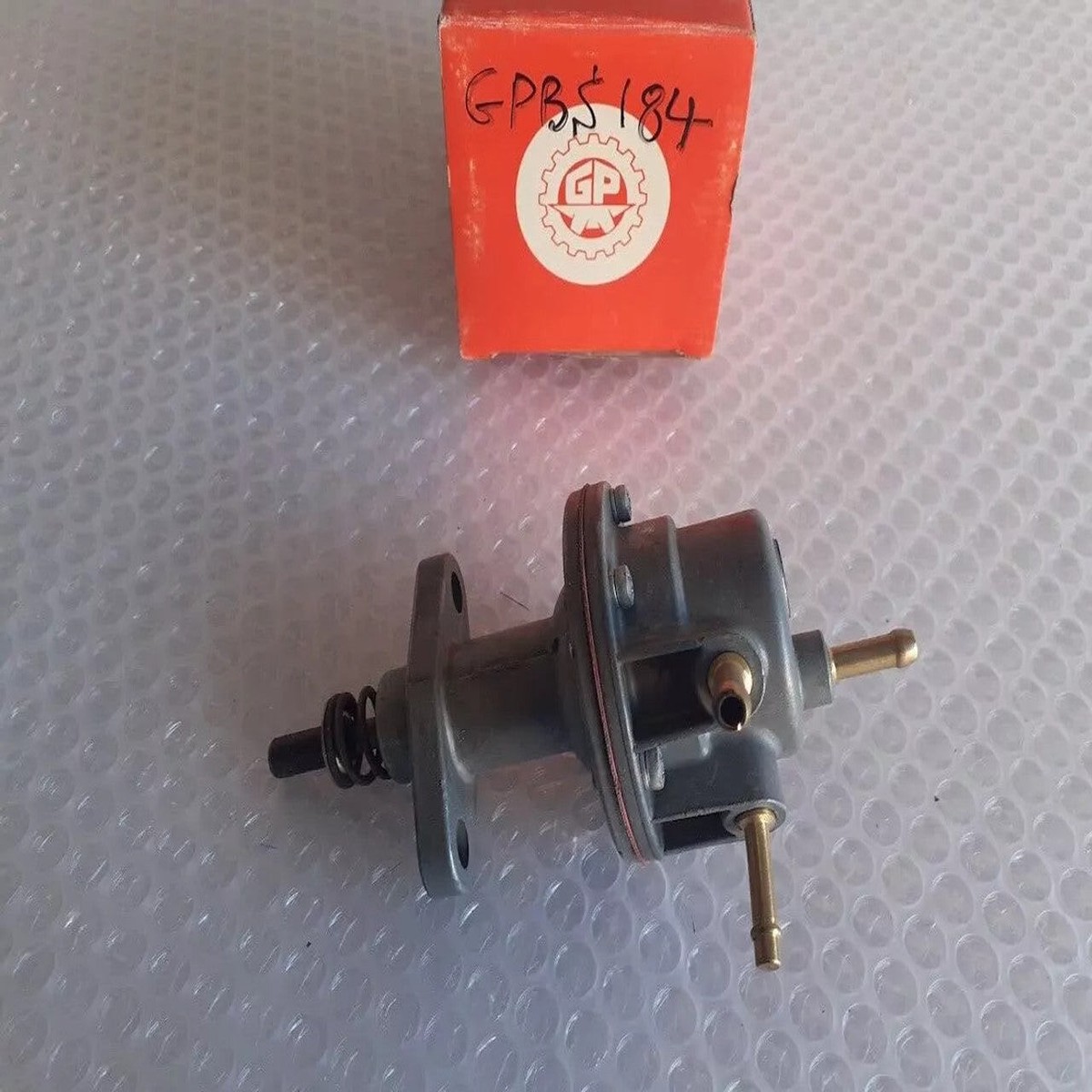 Fuel Pump fits Renault R12 R15 R16 R20 PBS184