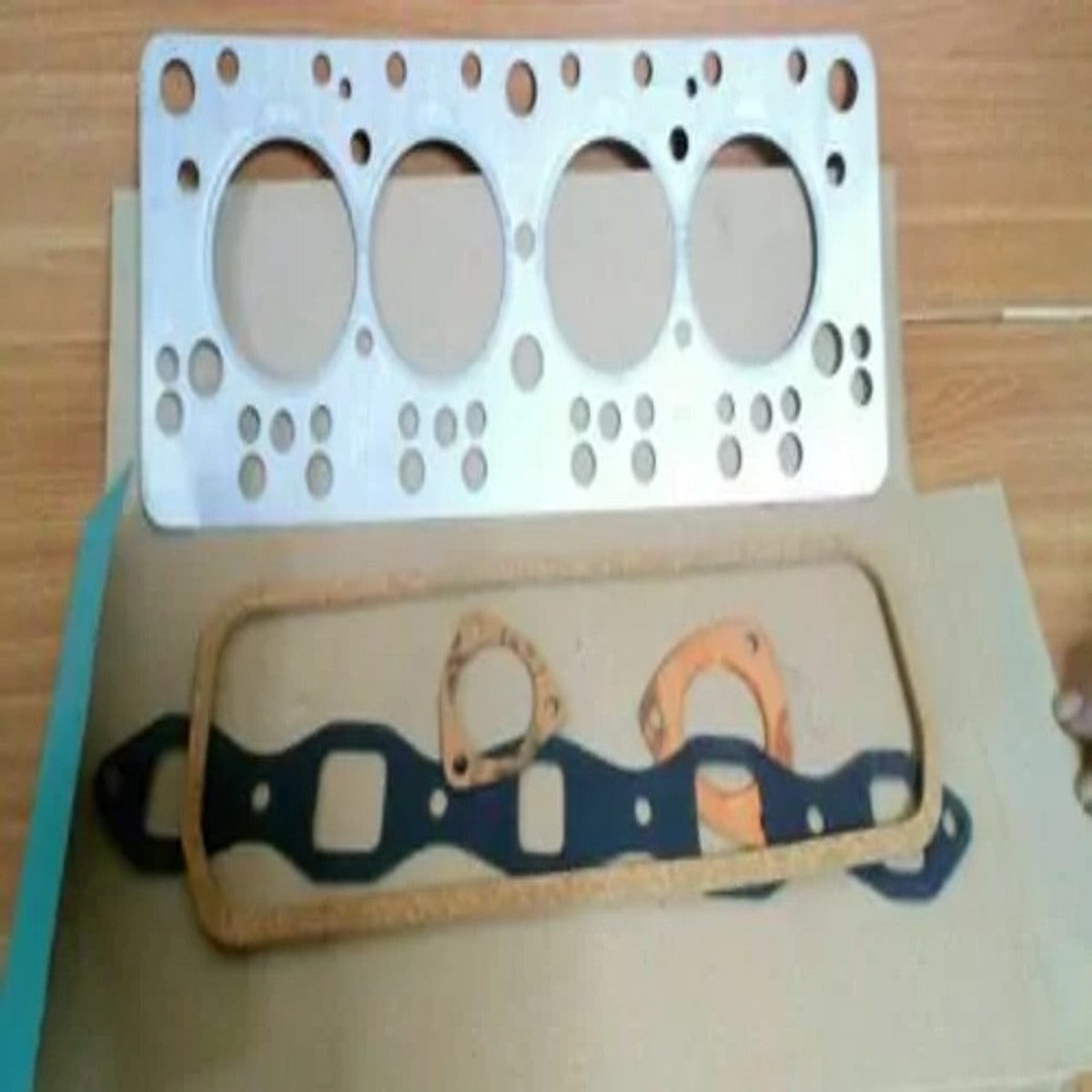 Head Set Gasket kit fits BLMC EA series 350 360 420 440 1968-1971 2.5 Diesel P-CH-970