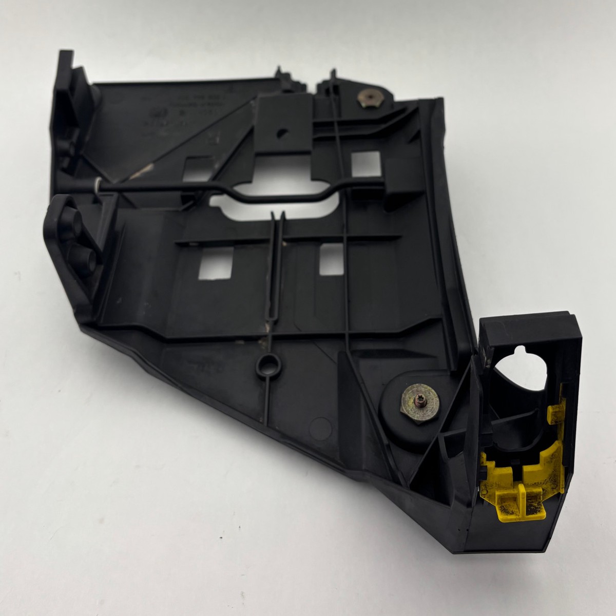 1999-2004 Porsche 986 Boxster 996 911 Passenger Headlight Mounting Bracket P6019