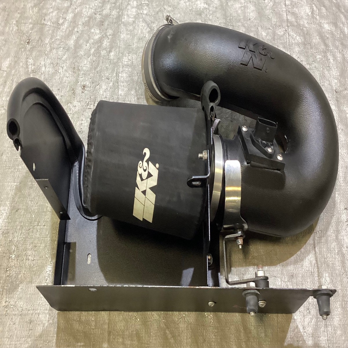 2003-2004 Porsche 996 911 Carrera 36l KN Performance Air Intake USED P6018