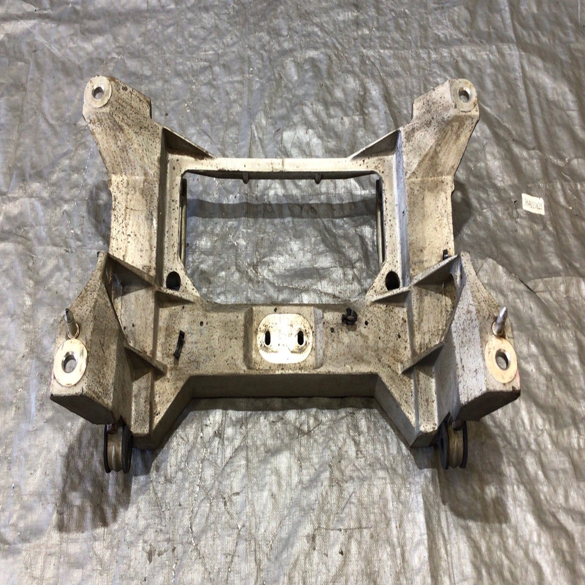 1997-1998 Chevrolet Corvette C5 Base Rear Subframe Assembly 74k C5006