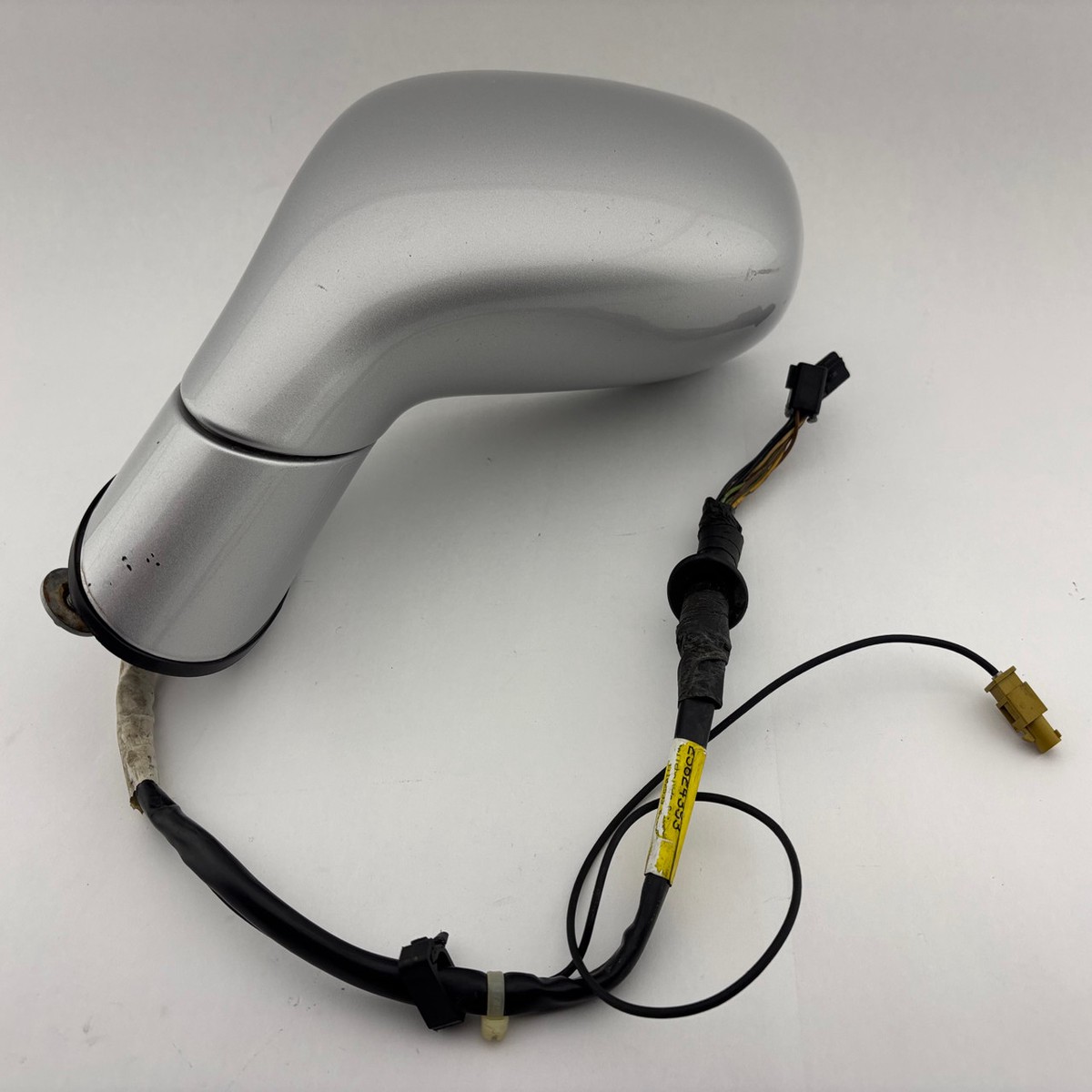 2005-2013 Chevrolet Corvette Driver Side Mirror w Auto Dim Antenna Blade Silver Metallic C6023