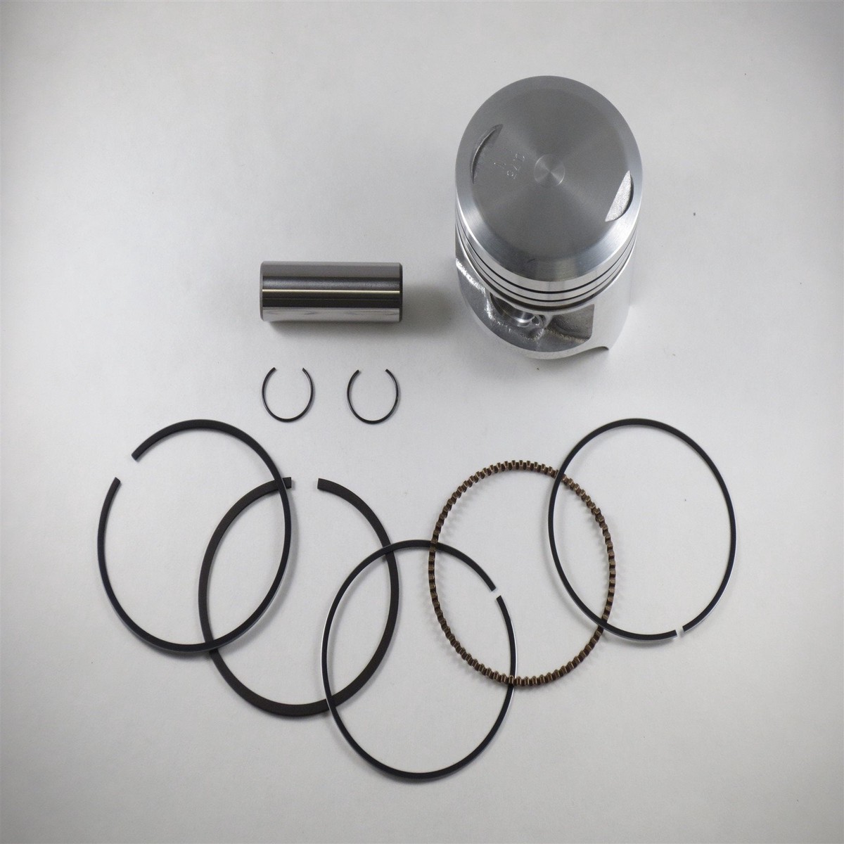 HONDA TR 4-Stroke Fourtrax 1985-1987 Piston and Ring Kit Standard Stock 74mm