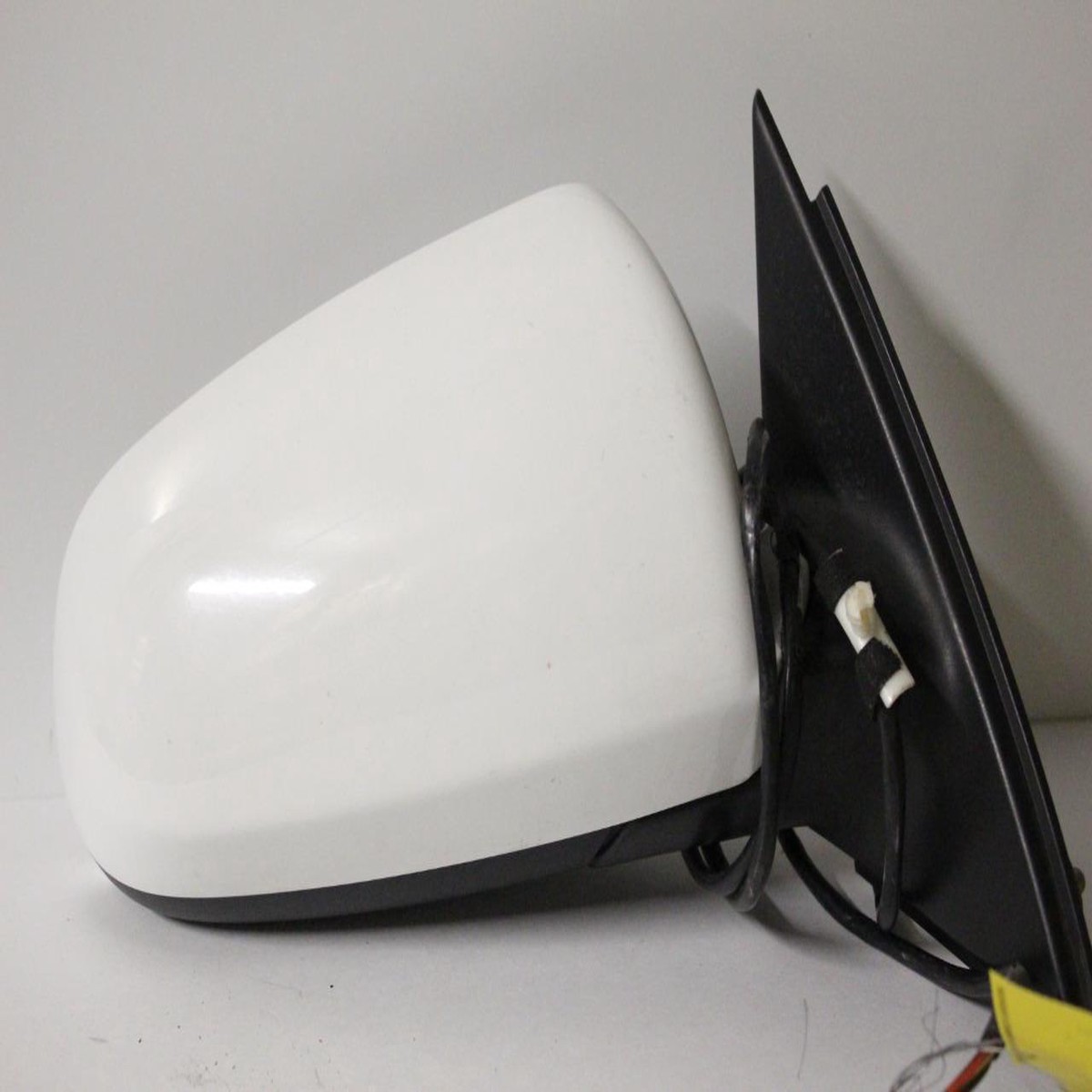 2003-2008 AUDI A4 SEDAN PASSENGER RIGHT SIDE POWER DOOR MIRROR WHITE