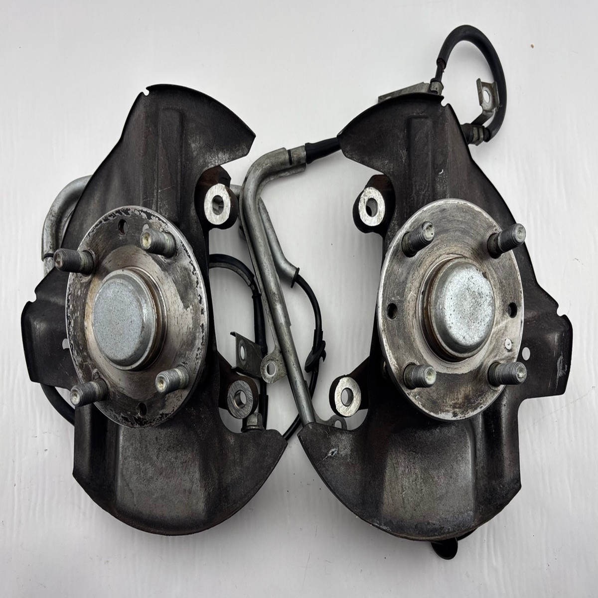 1994-1997 Mazda Miata OEM Front Spindles Hub Assemblies Pair ABS 43K NA117