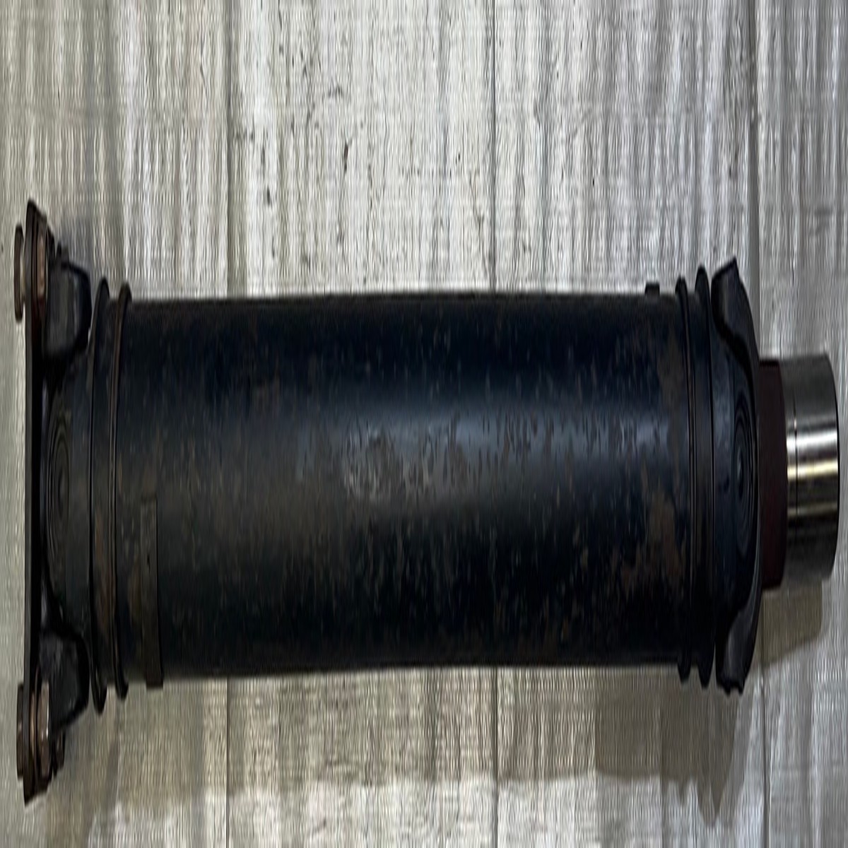 1999-2005 Mazda Miata Driveshaft w U Joints Automatic 92K NB261