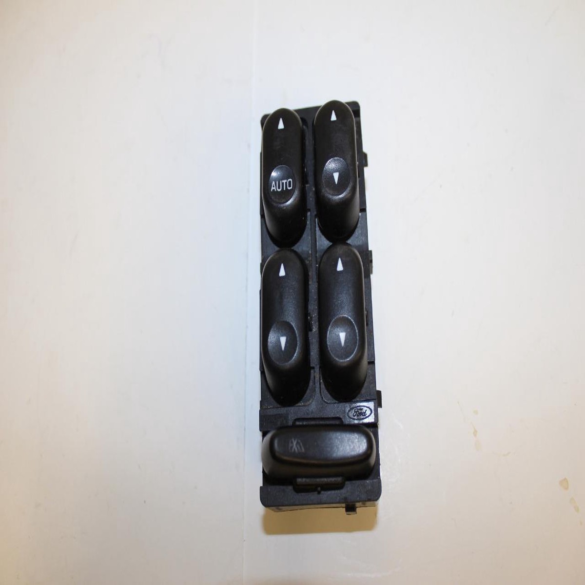 2002-2005 Ford Mountainer Driver Side Power Window Switch 4l2t-14540-aaj