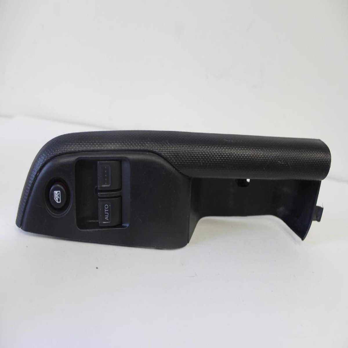 2001-2005 Honda Civic Driver Side Master Power Window Switch