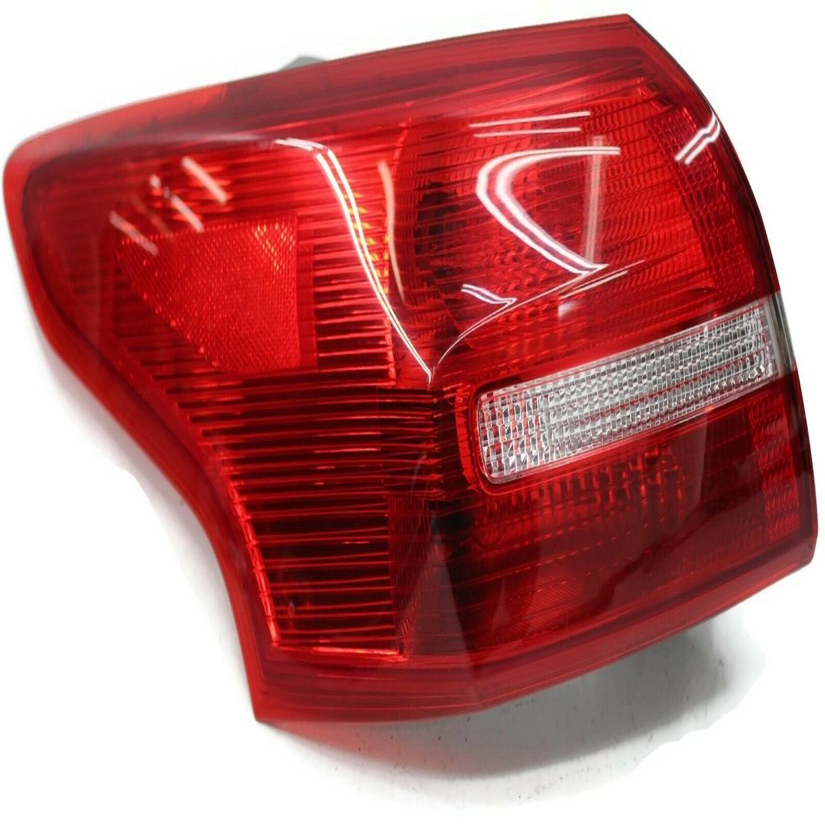 2015-2018 Ford Focus (SDN) Driver Left Side Tail Light F1EB-13405-FC RE BIGGS