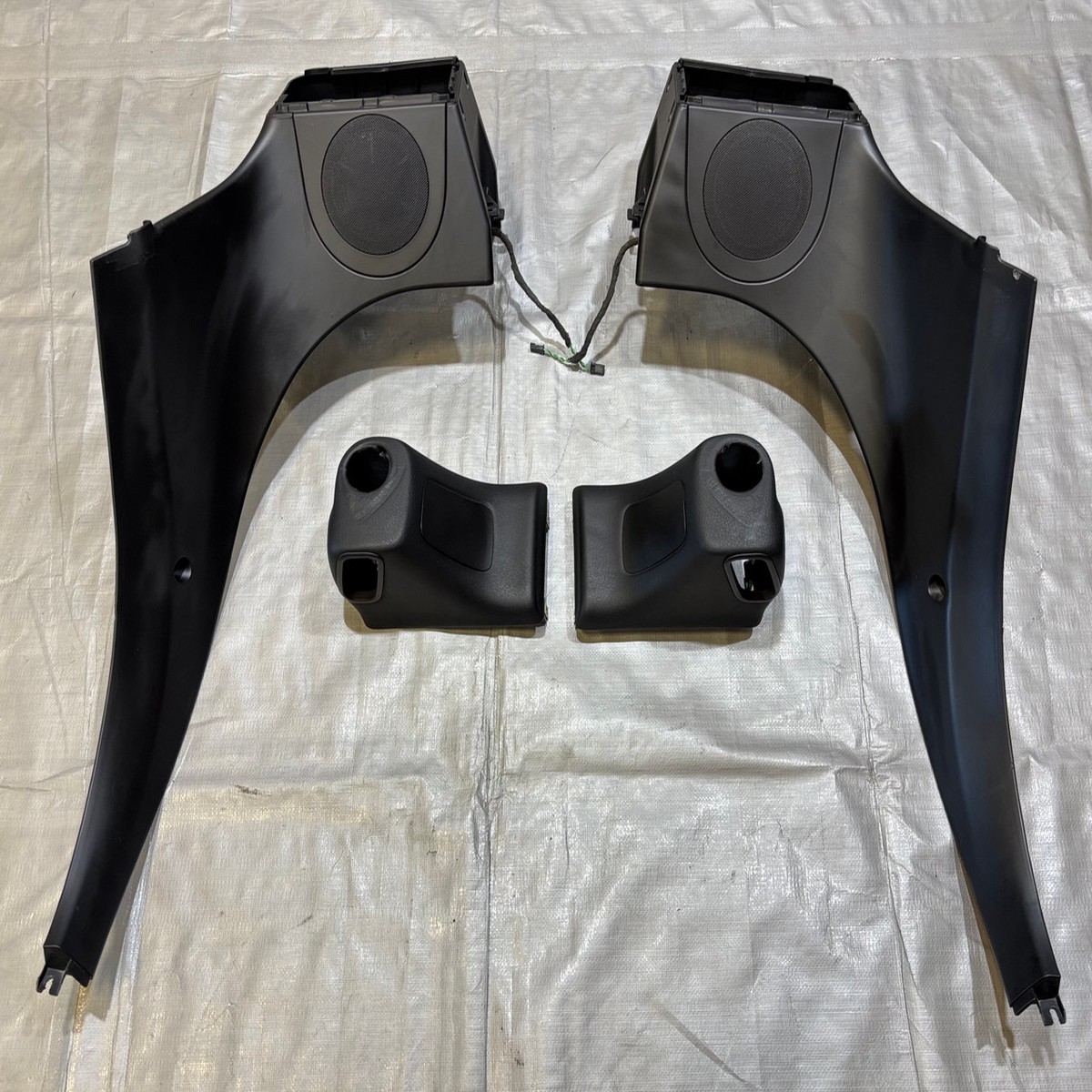 1997-2002 BMW Z3 Roadster Rear B Pillar Speaker Cover Trim Panels Pair Black Z3038